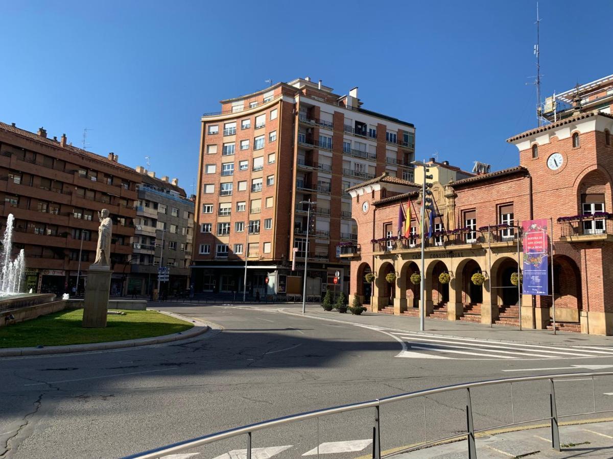 Calahorra Centro Exterior foto