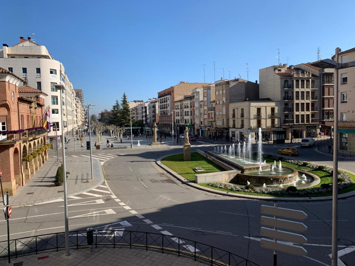 Calahorra Centro Exterior foto